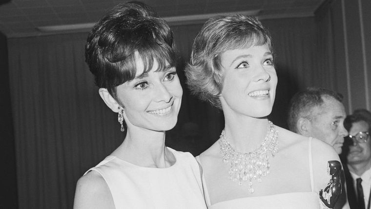 Audrey Hepburn y Julie Andrews se enfrentaron por un mismo papel.
