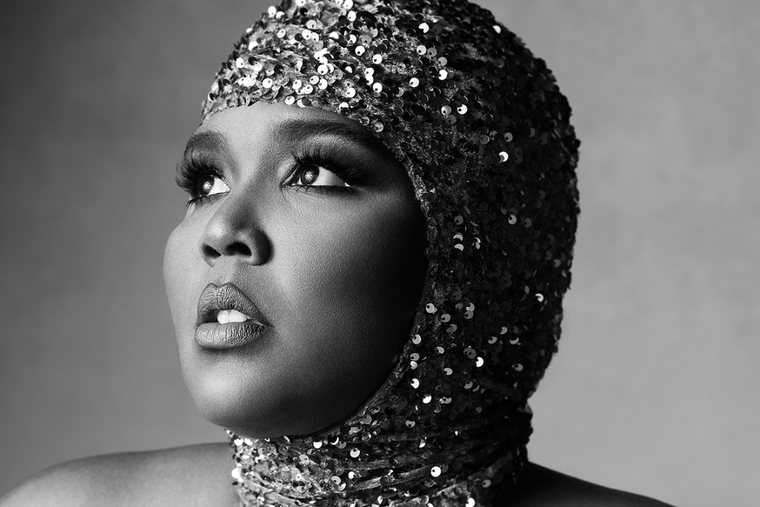 Lizzo emitió un comunicado y rompió el silencio tras las denuncias en su contra.