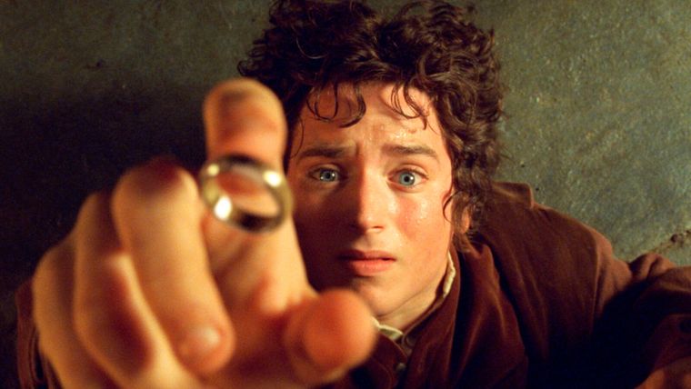 Elijah Wood ha cambiado radicalmente su apariencia para su nueva película