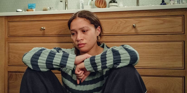 La temporada 2 de Rehén podría adentrarse en la historia de Sylvie. La temporada 2 de Rehén podría adentrarse en la historia de Sylvie.