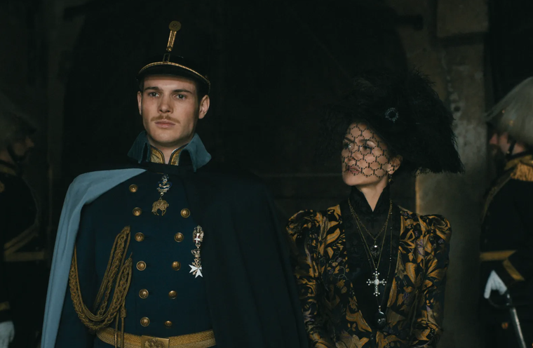 La emperatriz combina datos históricos reales con ficción.