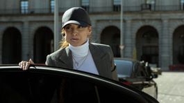 la teoria mas oscura de la casa de papel: ¿que pasara con la inspectora sierra?