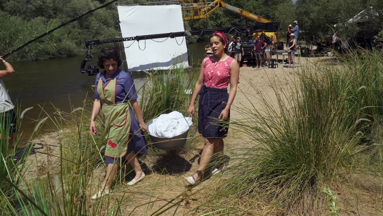 Rosalía en su pequeña participación en Dolor y Gloria. Rosalía en su pequeña participación en Dolor y Gloria.