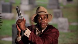 Danny Glover como el detective Harrigan en Depredador 2. Danny Glover como el detective Harrigan en Depredador 2.