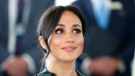 Como si razones para sospechar de una supuesta separación no faltasen, Meghan Markle fue vista sin su anillo de compromiso