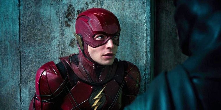 Ezra Miller arrestado en Hawaii