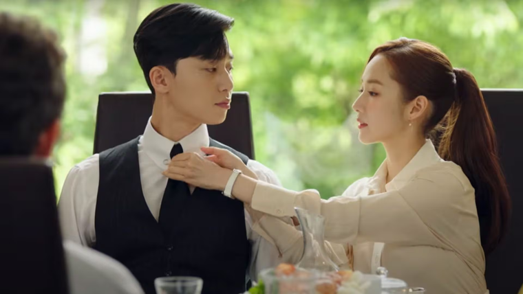 Es considerada como una de las ficciones más populares de Corea del Sur durante 2018 y uno de los k-drama más emblemáticos. Es considerada como una de las ficciones más populares de Corea del Sur durante 2018 y uno de los k-drama más emblemáticos.