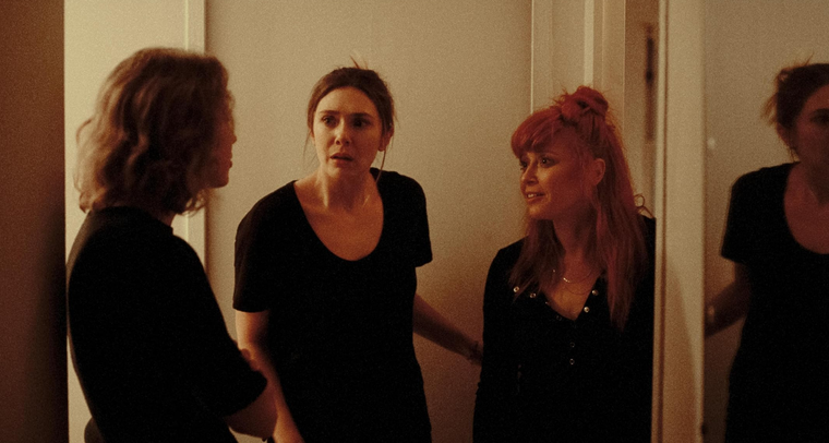 Elizabeth Olsen, Natasha Lyonne y Carrie Coon se lucen con sus actuaciones en este filme. Elizabeth Olsen, Natasha Lyonne y Carrie Coon se lucen con sus actuaciones en este filme. 