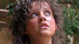 La joven actriz Markella Kavenagh nació el 30 de enero del 2000.