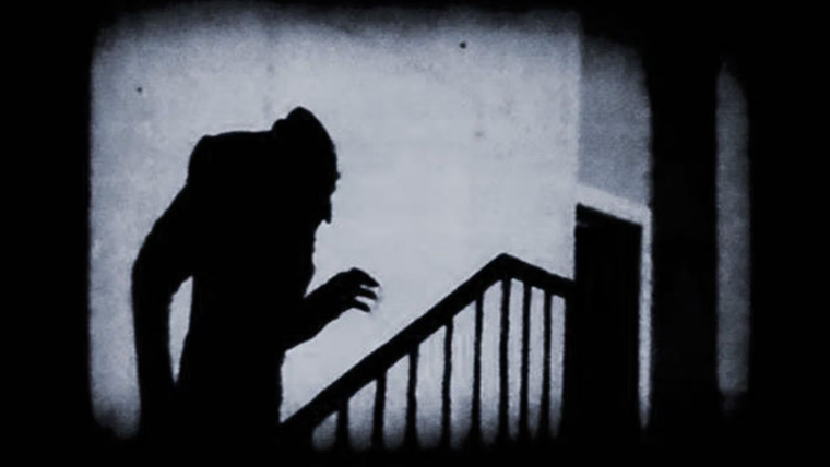 Nosferatu fue la primera adaptación de Dracula de Bram Stoker.