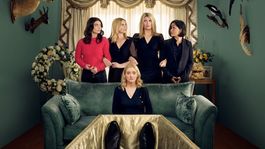 Sharon Horgan, Anne-Marie Duff, Eva Birthistle, Sarah Greene y Eve Hewson protagonizan la serie Malas hermanas. Sharon Horgan, Anne-Marie Duff, Eva Birthistle, Sarah Greene y Eve Hewson protagonizan la serie Malas hermanas.