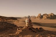 Misión rescate, dirigida por Ridley Scott, es una de las mejores películas de sci-fi que puedes ver si buscas algo similar a Interestelar.