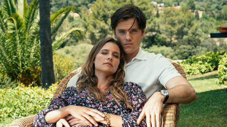 Caerás ha sido duramente criticada en redes sociales Caerás ha sido duramente criticada en redes sociales