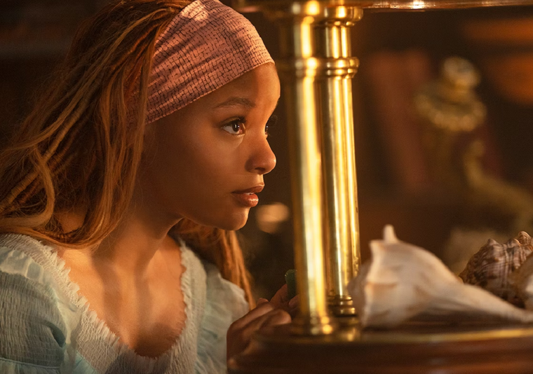 Halle Bailey interpreta a Ariel