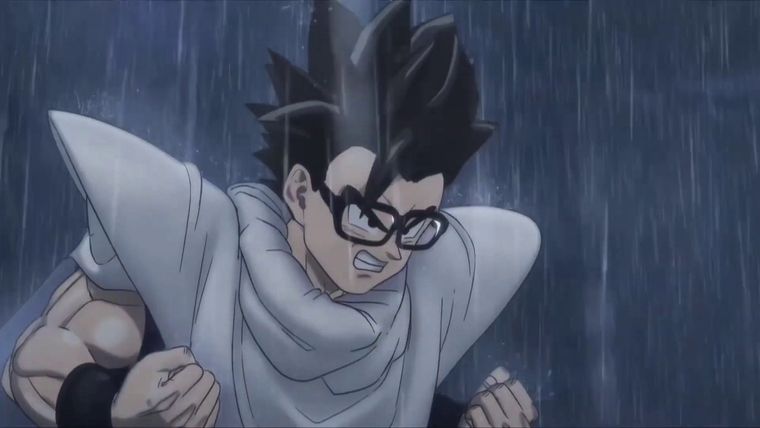 Gohan eleva su ki al máximo para la nueva batalla.