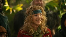 El actor, director y guionista convocó a Lisa Kudrow para ponerse al frente de Time Bandits, que llega el 24 de julio a Apple TV+
