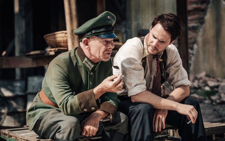 Los derrotados cuenta con 8 episodios