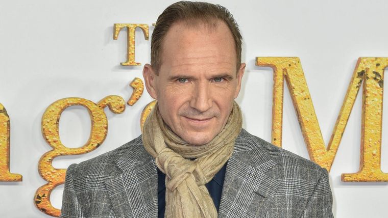 El actor británico de 59 años interpretó a Voldemort en la saga Harry Potter