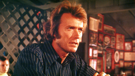 Clint Eastwood y su primer trabajo detrás de cámaras