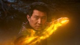 La crítica alaba lo nuevo de Marvel Studios, en especial la actuación de Simu Liu La crítica alaba lo nuevo de Marvel Studios, en especial la actuación de Simu Liu