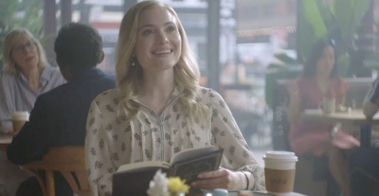 Estrenada a principios de 2024, My Dreams of You es protagonizada por Skyler Samuels