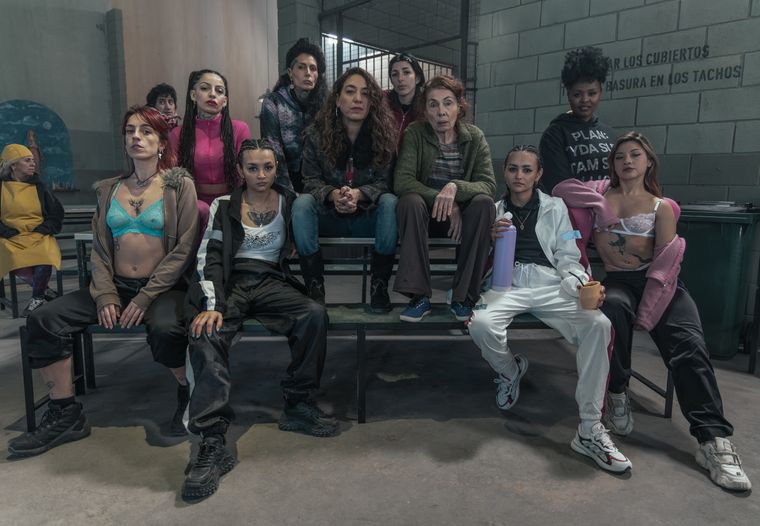 En el barro, el spin-off de El Marginal que acaba de llegar a Netflix.&nbsp;