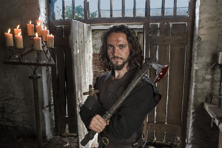 George Blagden brilló con su actuación en Vikingos.