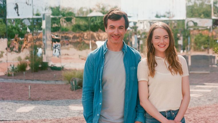 Emma Stone y Nathan Fielder en The Curse. Emma Stone y Nathan Fielder en The Curse.