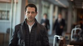 Jeremy Strong protagonizará la secuela de Red Social.