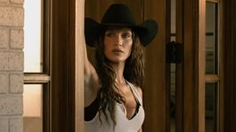 La modelo Bella Hadid sorprendió a todos al aparecer en el penúltimo episodio de Yellowstone.