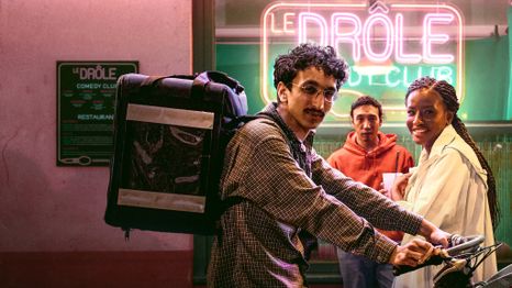 Una minsierie francesa para sonreír y pasarla bien