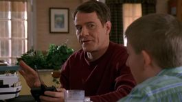 Bryan Cranston como Hal Wilkerson