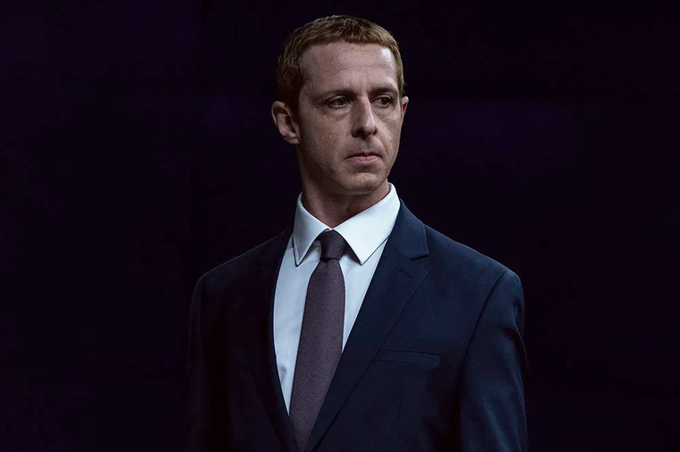 Jeremy Strong es la versión adulta de Mark Zuckerberg en la secuela de La Red Social.&nbsp;