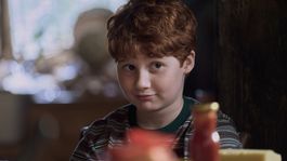 Alastair Stout como Ron Weasley en la serie de Harry Potter. Alastair Stout como Ron Weasley en la serie de Harry Potter.