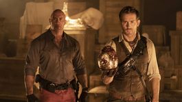 El filme de Dwayne, Gal y Ryan está imparable.