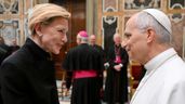 Cate Blanchett junto al Papa León XIV en el Vaticano. Cate Blanchett junto al Papa León XIV en el Vaticano.