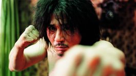 Oldboy, clásico ineludible del cine que será readaptado a una serie