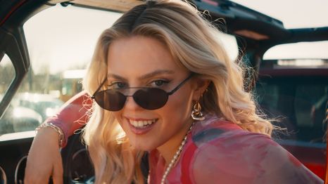 Reneé Rapp interpreta a Regina George en la nueva adaptación de la película adolescente.