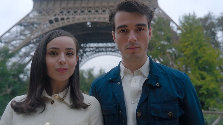 El desenlace de la historia es distinto en el libro y la película. El desenlace de la historia es distinto en el libro y la película. 