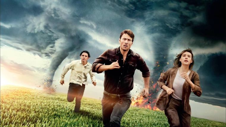 Daisy Edgar-Jones, Glen Powell y Anthony Ramos protagonizan la nueva secuela de Twister.