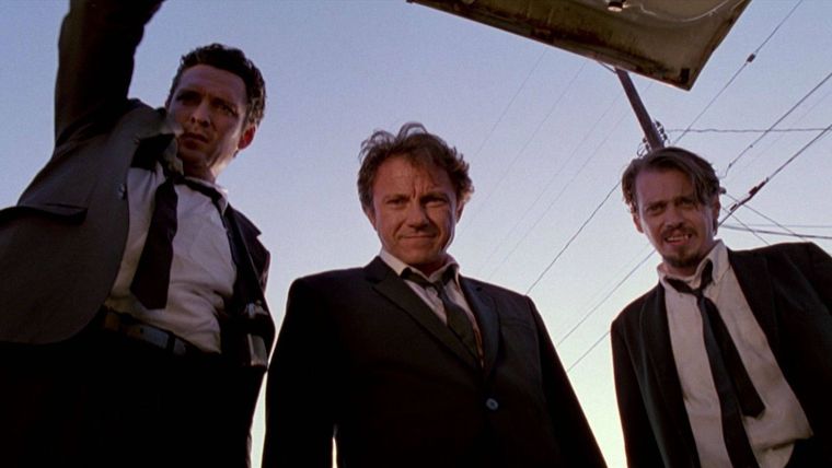 Michael Madsen junto a Harvey Keitel y Steve Buscemi para Reservoir Dogs. Michael Madsen junto a Harvey Keitel y Steve Buscemi para Reservoir Dogs.