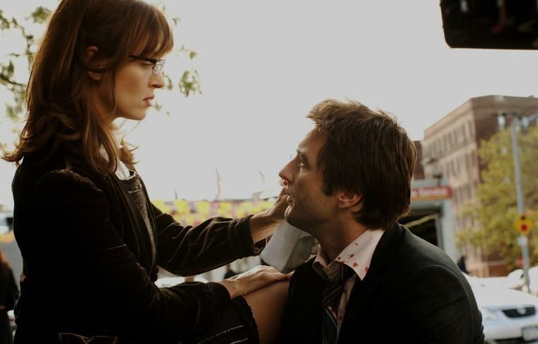 Uma Thurman sorprende en esta divertida comedia romántica Uma Thurman sorprende en esta divertida comedia romántica