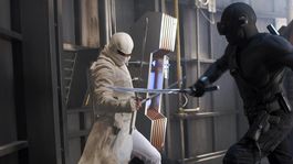Storm Shadow versus Snake Eyes en la primera película de los Joes, G.I. Joe: Rise of Cobra (2009)