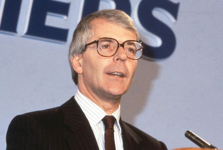 The Crown ya tiene a su primer ministro John Major