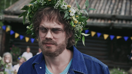 Bill Skargard interpreta a un criminal en Clark.