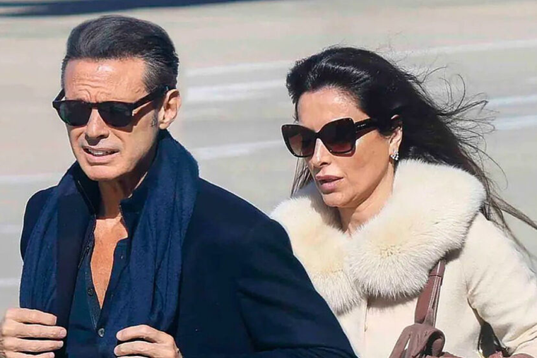 Luis Miguel está muy enamorado de Paloma Cuevas.