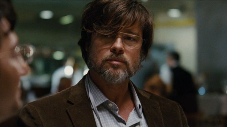 Brad Pitt es una de las estrellas de La Gran Apuesta, la película que muestra como vulnerar el sistema de Wall Street