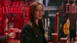 Phoebe Dynevor es una de las actrices británicas del momento