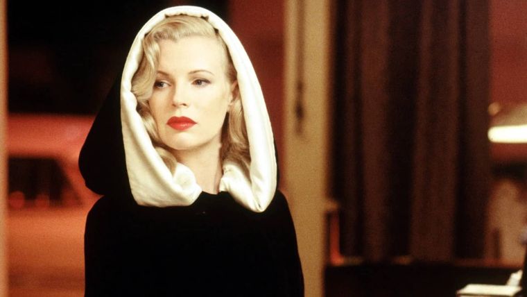 Kim Basinger tiene 72 años