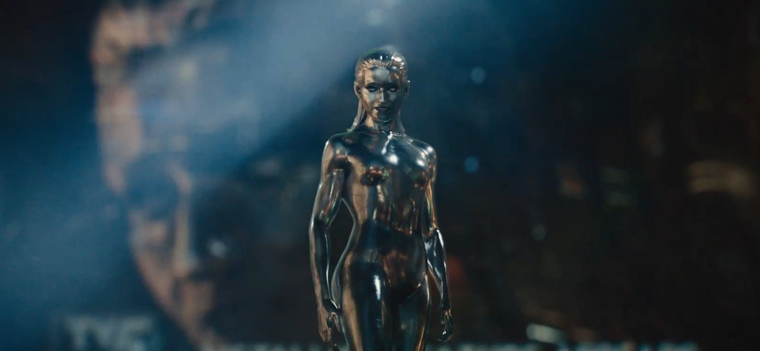 Tenemos el primer vistazo de Silver Sufer de Julia Garner Tenemos el primer vistazo de Silver Sufer de Julia Garner